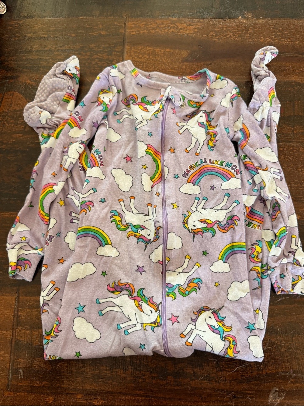 👚CLOSET CLEAN OUT SALE👖Unicorn Footie Pajamas 3T